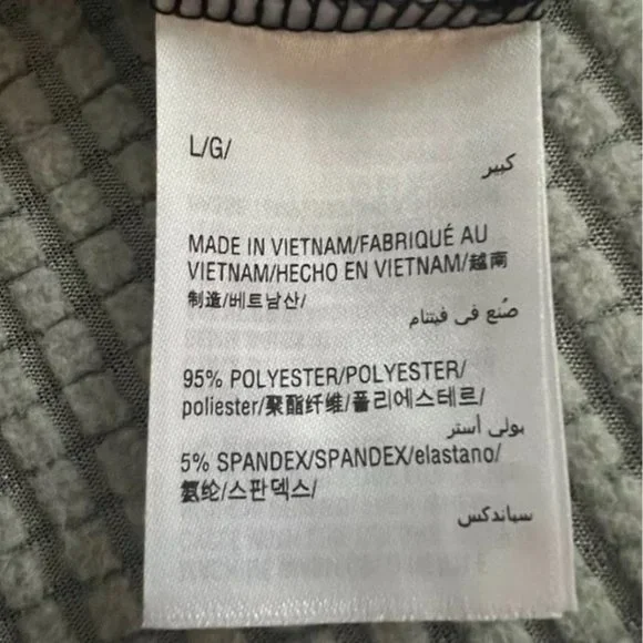 INC International Concepts Cold Shoulder Blouse - NWT - Picture 3 of 4